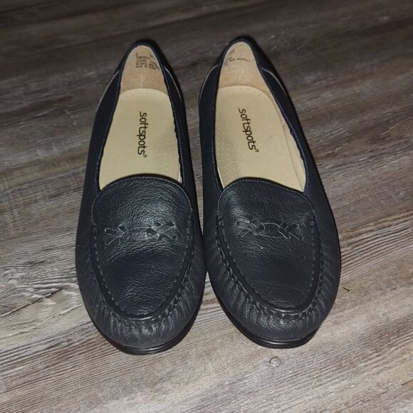 Softspots navy blue loafers Sz 9WW extra wide EUC - Picture 2 of 6